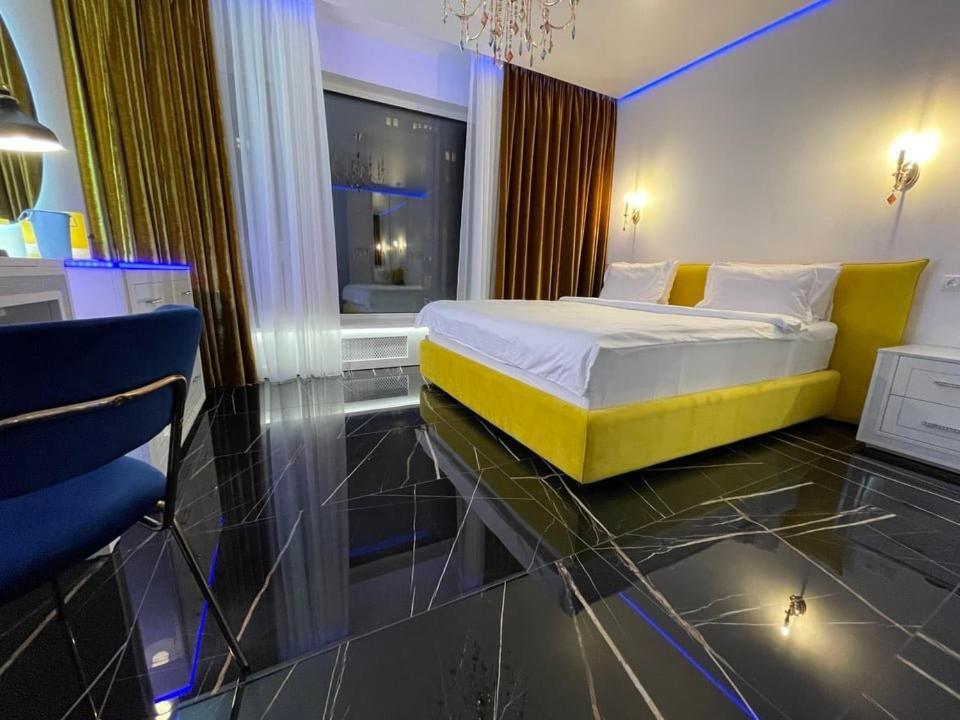 1 Room 65M2 Center Of Obolon Near River Side. كييف المظهر الخارجي الصورة