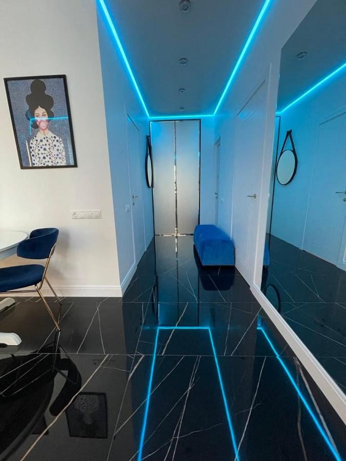 1 Room 65M2 Center Of Obolon Near River Side. كييف المظهر الخارجي الصورة