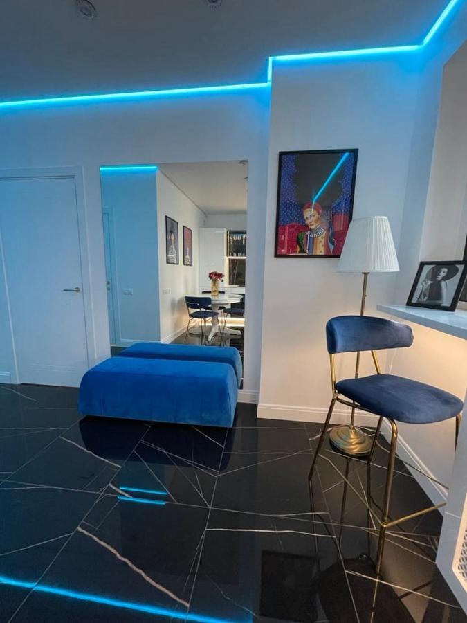1 Room 65M2 Center Of Obolon Near River Side. كييف المظهر الخارجي الصورة